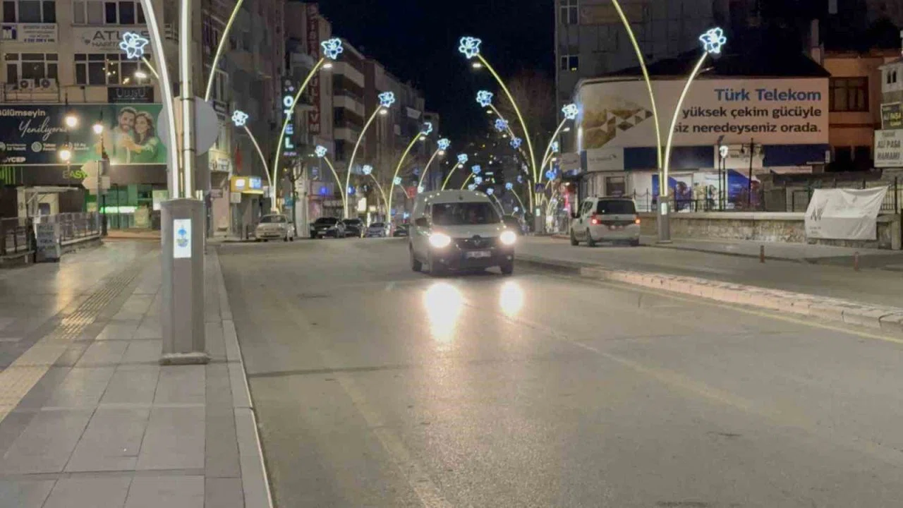 Tokat’ta 5.6 büyüklüğündeki deprem sonrası eğitime 1 gün ara verildi