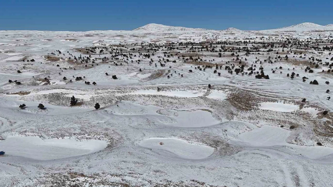 Toroslar ‘da obruklar karla doldu