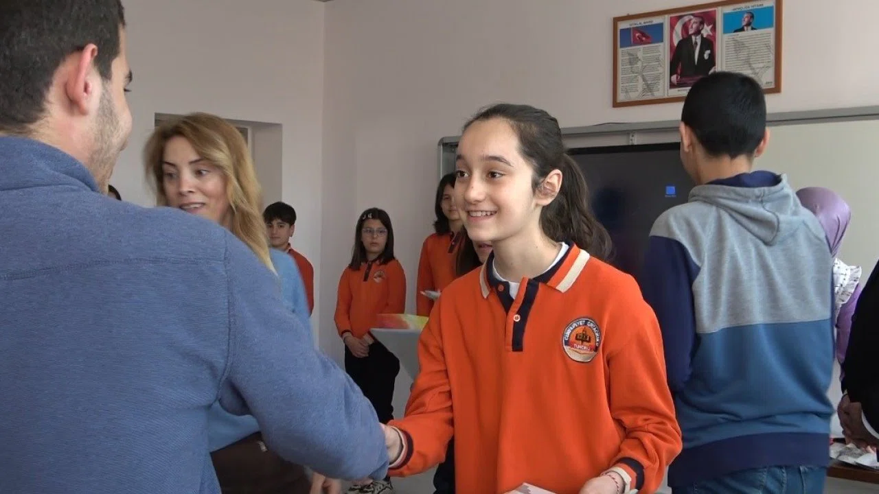 Tunceli’de akran dayanışması