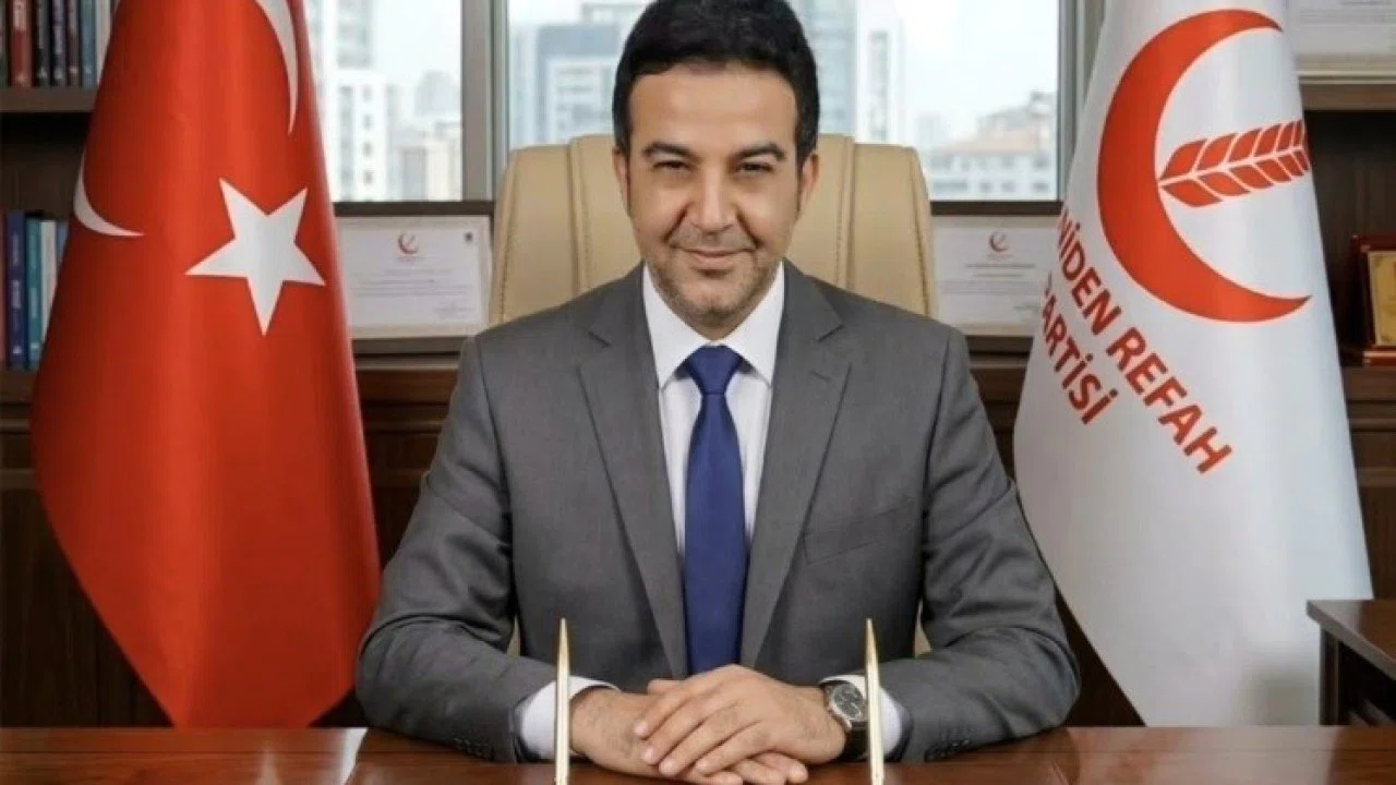 Yeniden Refah Partisi Karabük merkez ilçe başkanı ve yönetimi istifa etti