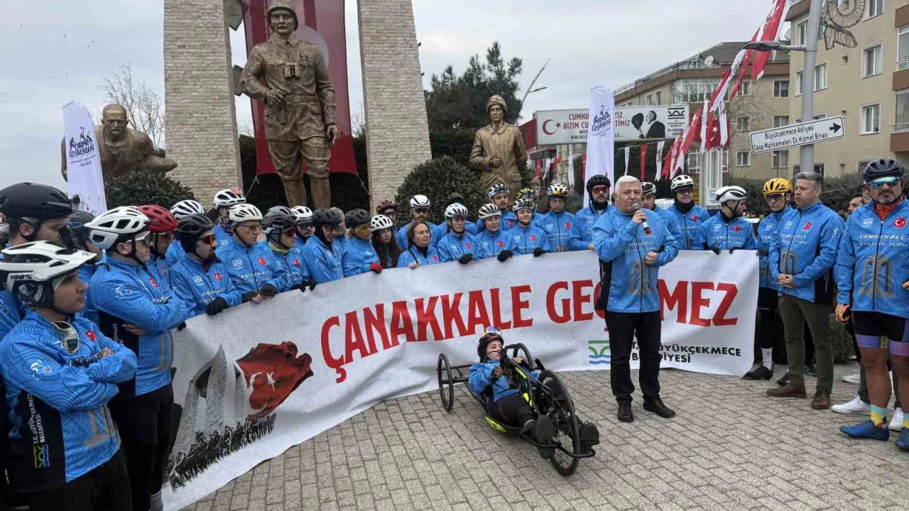 Zaferin 111’inci yılında, 5’i paralimpik 50 sporcu pedal çevirdi
