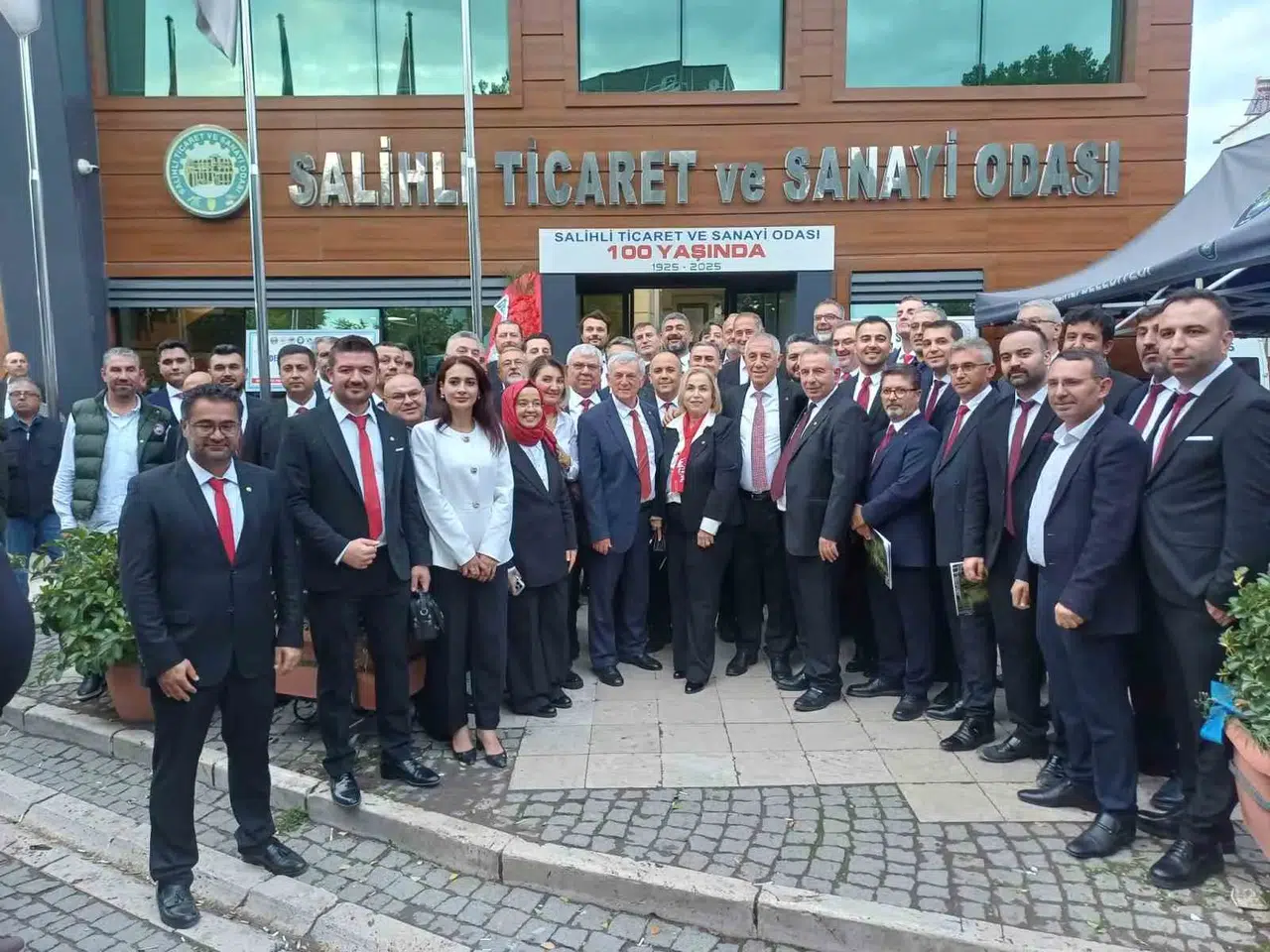 Salihli iş dünyasında sandık mesaisi bitti: İbrahim Yüksel’in listesi fark attı