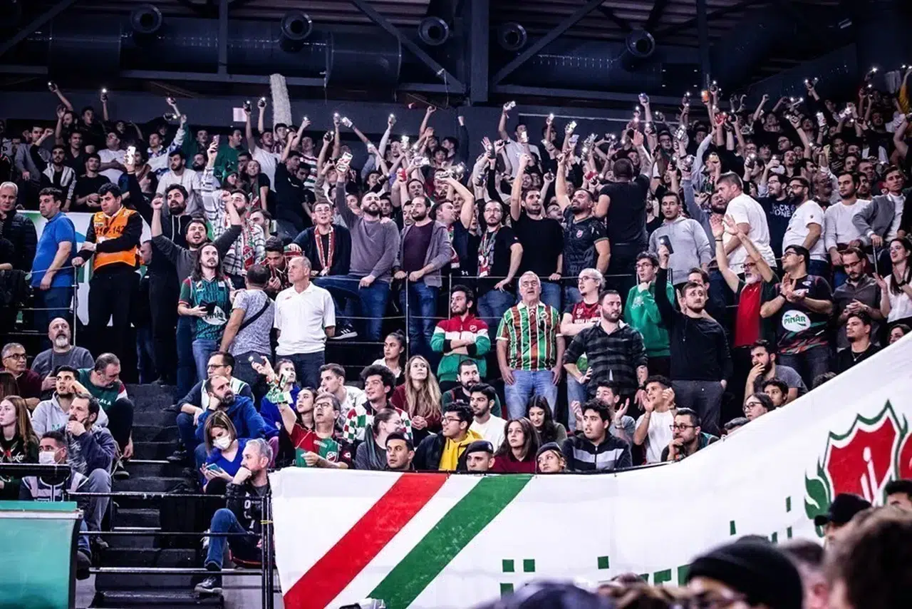 Karşıyaka’da basketbol şöleni için biletler vitrine çıkıyor: İşte yeni sezonun fiyat listesi