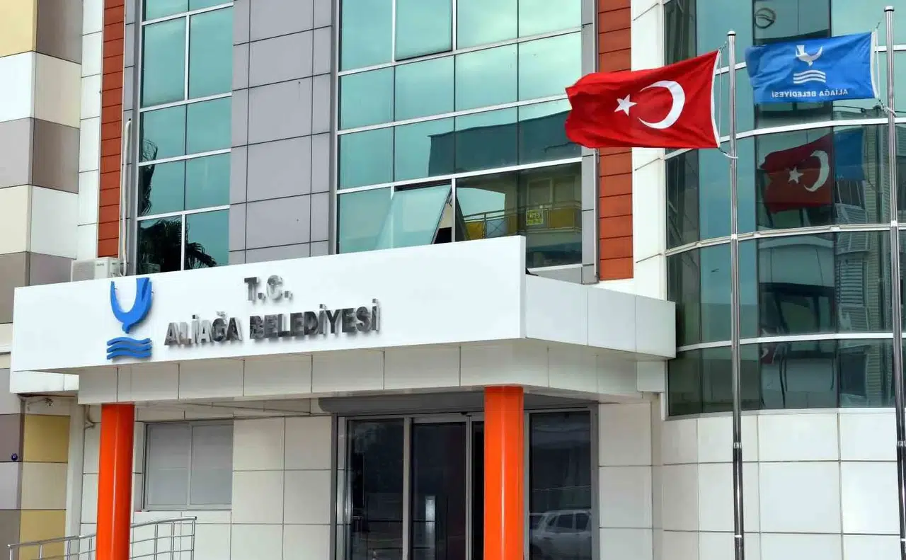 Aliağa’da siyasi dengeler yerle bir oldu: Mecliste çoğunluk el değiştirdi
