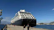 Bodrum'da kruvaziyer hareketliliği: Amerikalı turistler Ege'nin incisine çıkarma yaptı