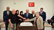 Aydın'da anlamlı gün: Vali Varol yaşlıların gönlünü aldı