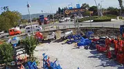 İzmir’deki kazada saniyeler faciayı engelledi: Kamyonet sürücüsünün refleksi hayat kurtardı