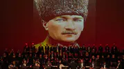Denizli’de sahne Cumhuriyet için kuruldu: Geçmişten geleceğe duygusal köprü