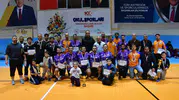 Afyonkarahisar'da futsal rüzgarı dindi: Kupa sahiplerini buldu