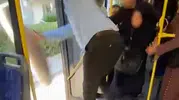 İzmir'de otobüste halı krizi: Şoförün sert müdahalesi yolcuları şoke etti