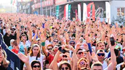 Pamukkale’de dev maraton coşkusu: 20 bin kişi Cumhuriyet için buluştu