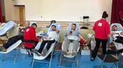 Çeşme’de okul çatısı altında dev dayanışma: 97 bağışçıdan hayata can suyu