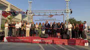 Menteşe'de çifte mutluluk: Hem yeni araçlar sahaya indi hem de vefa parkı açıldı
