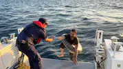 Bodrum’da tehlikeli yolculuk: Açık denizde tek başına yakalandı