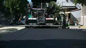 Salihli’de Çiçek Caddesi’ne sıcak asfalt dokunuşu