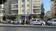 Karabağlar'da banka şubesinde şüpheli hareketlilik: Emniyet güçleri teyakkuza geçti