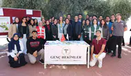 Geleceğin hekimlerinden örnek dayanışma: Sağlık için el ele verdiler