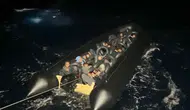 Didim denizlerinde İHA destekli operasyon: 34 göçmen kıskıvrak yakalandı
