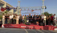 Menteşe'de çifte mutluluk: Hem yeni araçlar sahaya indi hem de vefa parkı açıldı