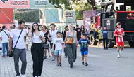 İzmir'in geleneksel buluşma noktası 95. kez kapılarını araladı: Kültürpark'ta festival coşkusu