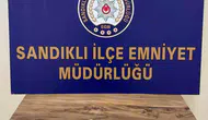 Sandıklı'da zehir operasyonu: Peçeteye emdirilmiş uyuşturucuyla yakayı ele verdi
