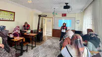 Tarlanın bereketine kadın eli değiyor: Bolvadinli üreticiler bilgilendiriliyor