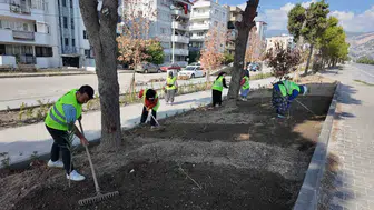 Söke’de şantiye mesaisi: Belediye ekipleri dört koldan sahada