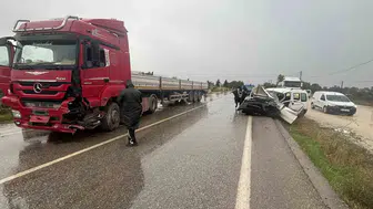 Ödemiş’te trafik dehşeti: Hatalı sollama bir cana mal oldu
