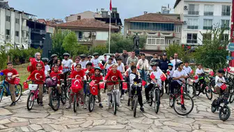 Bozdoğan’da iki teker üzerinde Cumhuriyet coşkusu: Öğrenciler bayram için sürdü