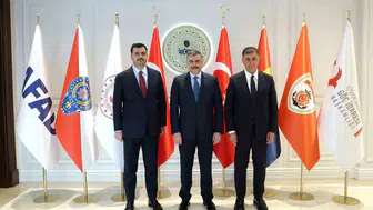İzmir’in geleceği için Ankara’da yoğun diplomasi trafiği