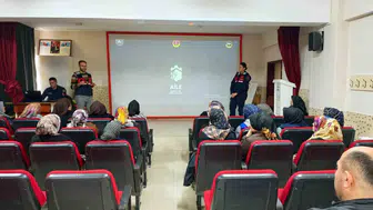 Çocukları madde bağımlılığından korumak için ailelere rehberlik eğitimi