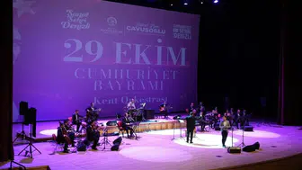 Denizli'de Cumhuriyet ateşi bilim ve sanatla yandı