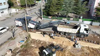 Bolvadin’de ulaşım çilesi bitiyor: Ertuğrul Gazi Caddesi yeni yüzüne kavuşuyor