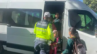 Kuyucak’ta jandarmadan geleceğin sürücülerine hayati uyarılar