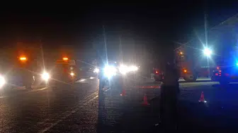 Menderes’te yolculuk dönüşü acı veda: Otobüsten inen aileye panelvan çarptı