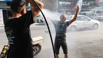 Kavurucu sıcaklara tazyikli suyla meydan okudu: Menteşe’de alışılmadık serinleme yöntemi