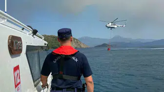 Fethiye semalarında nefes kesen mücadele: Sahil Güvenlik deniz trafiğini kilitledi