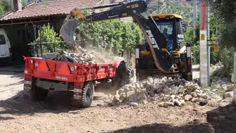 Nazilli’de hizmetin adresi değişti: Kırsal mahallelerde hummalı çalışma dönemi