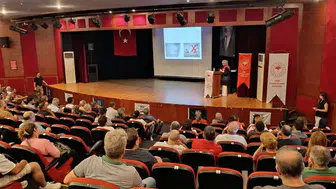 Nazilli’de gıda güvenliği için kritik buluşma: Karekod dönemi başlıyor