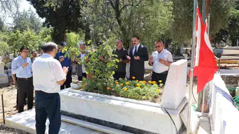 Karacasu’nun vefalı duruşu: Şehit Olcay Altun kabri başında anıldı