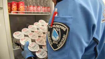 Yunusemre'de okul önlerinde hijyen alarmı: Zabıtadan sıkı takip