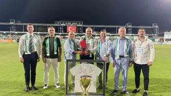 Bodrum’un kupa zaferi protokolü bir araya getirdi: Yalıkavakspor’dan gövde gösterisi