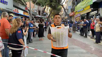 Alaşehir’de altın değerinde üzüm yarışı: Üreticiler hem tarlada hem meydanda kazandı