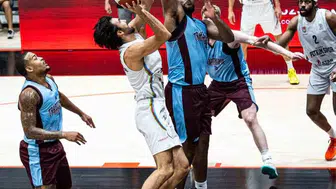 İzmir'in basketbol devleri hazırlık maçında buluşuyor: Gözler parkeye çevrildi