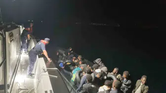 Ege sularında umut yolculuğuna Sahil Güvenlik engeli