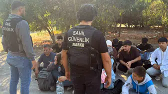 Ege'de kaçak geçişe geçit yok: 18 kişi kıskıvrak yakalandı