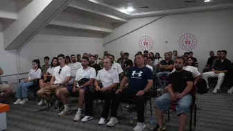 Menteşe ringlerinde yeni dönem: Geleceğin antrenörleri iş başında