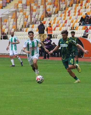 TFF 3. Lig: Malatya Yeşilyurtspor: 3 - Osmaniyespor: 2