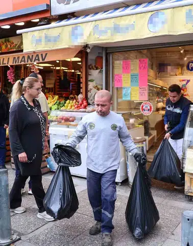Buca'da gıda operasyonu: Raflardaki gizli tehlike imha edildi