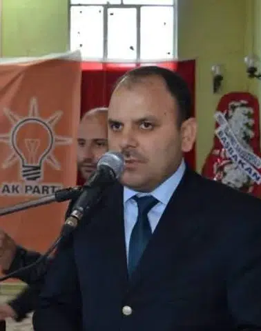 Selendi siyasetinde bayrak değişimi: Şafak Aydoğuş görevini bıraktı